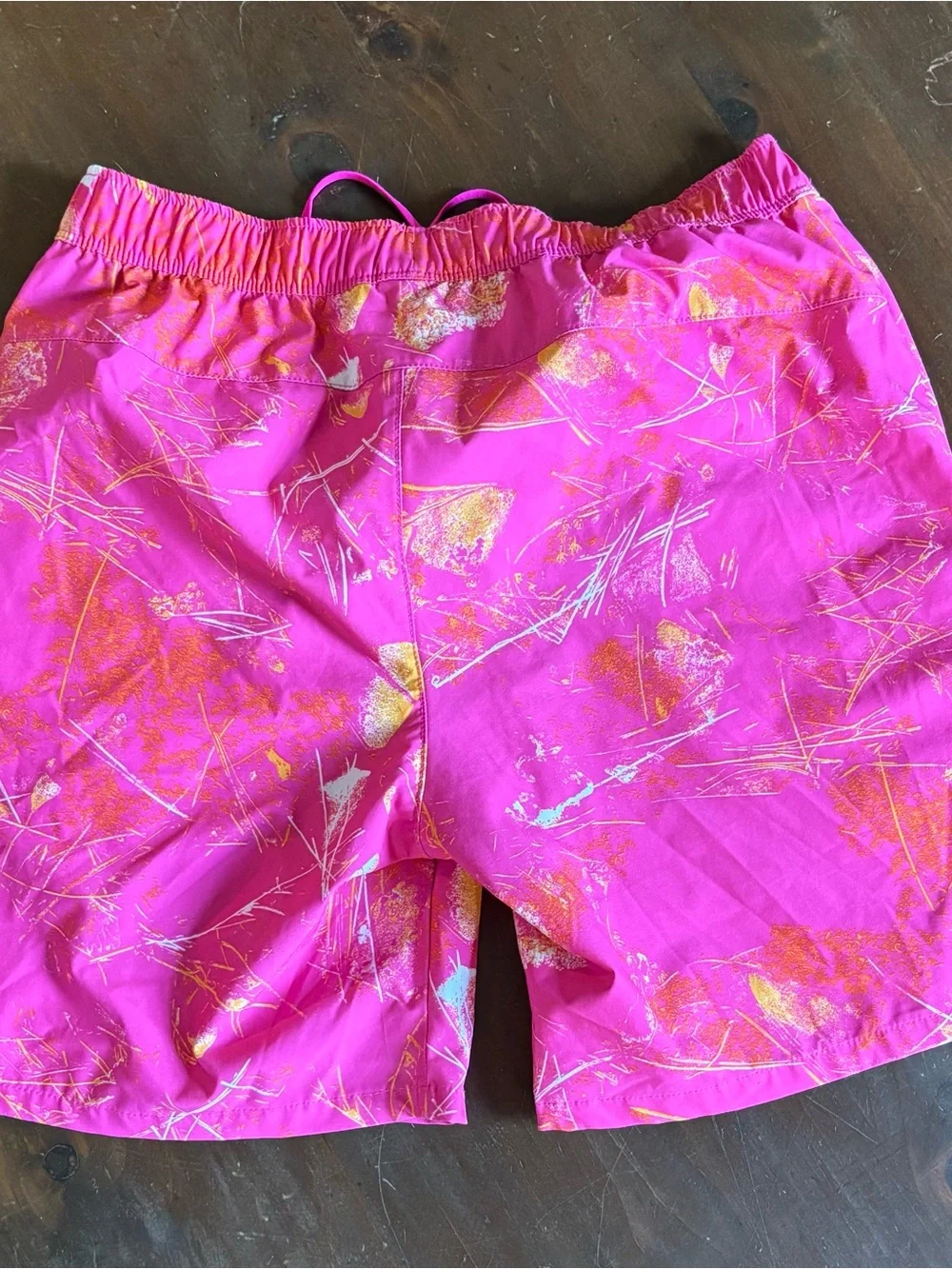 The North Face Men's Small Pink Patterned Elastic-Waist Shorts